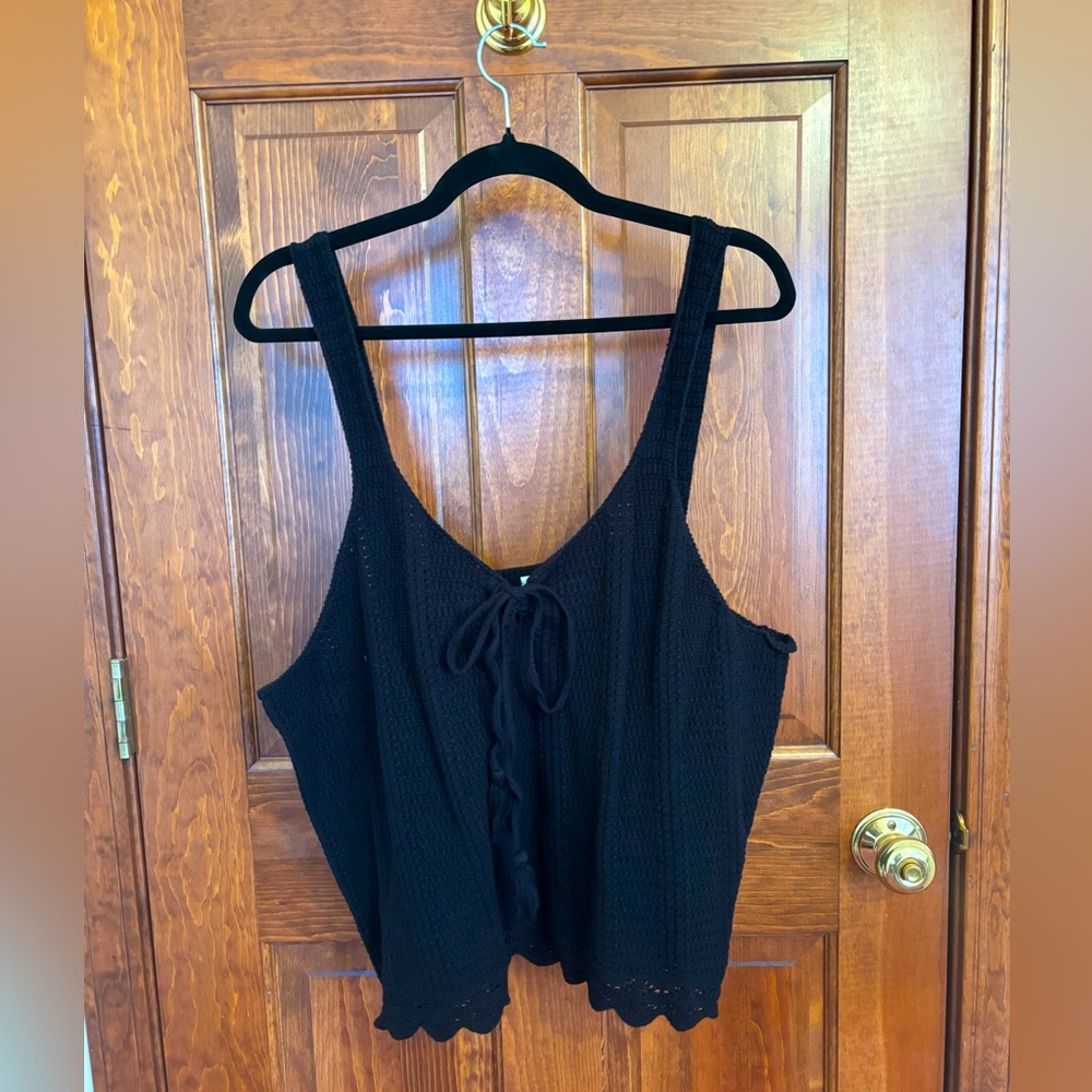 Black Knit Crop Tank Top